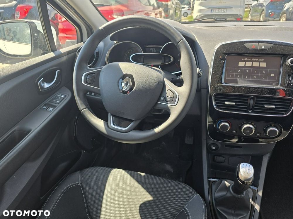 Renault Clio - 14
