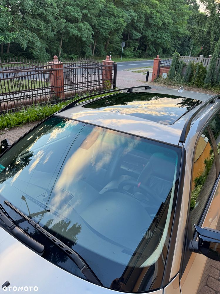 BMW Seria 5 525d - 8