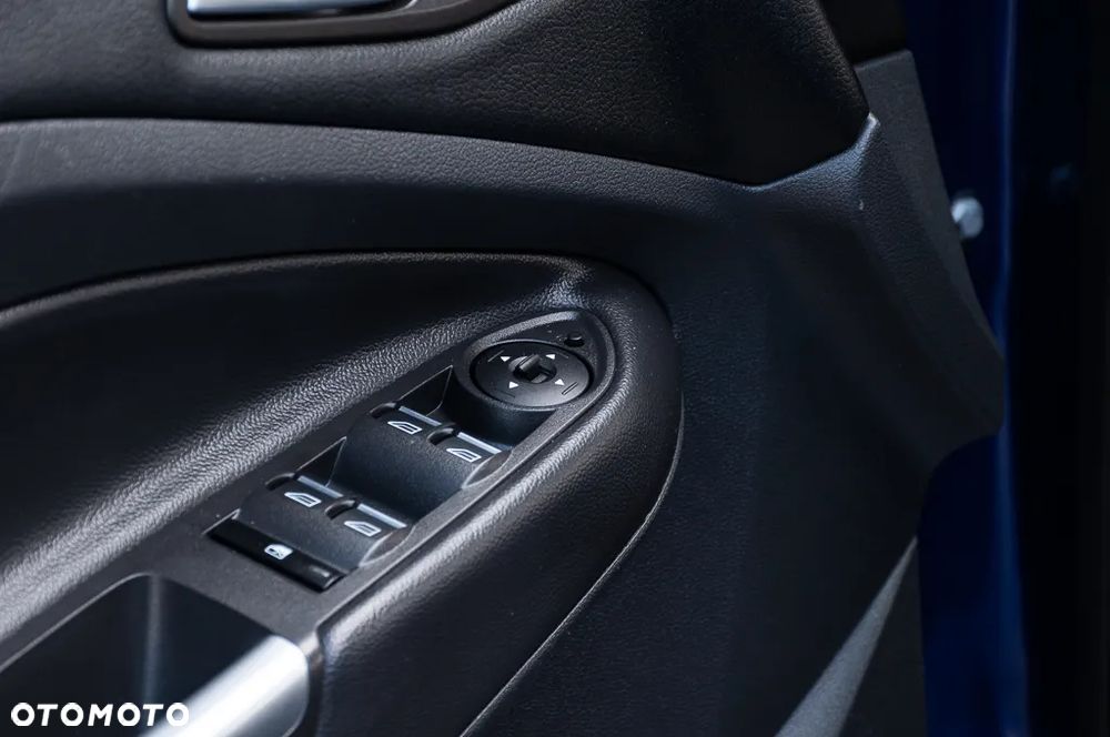 Ford Kuga 1.5 EcoBoost FWD Titanium ASS - 39