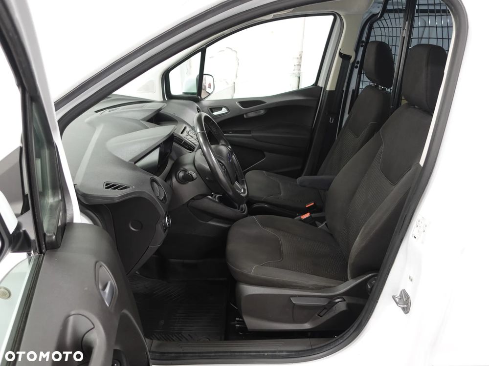Ford Transit COURIER - 20