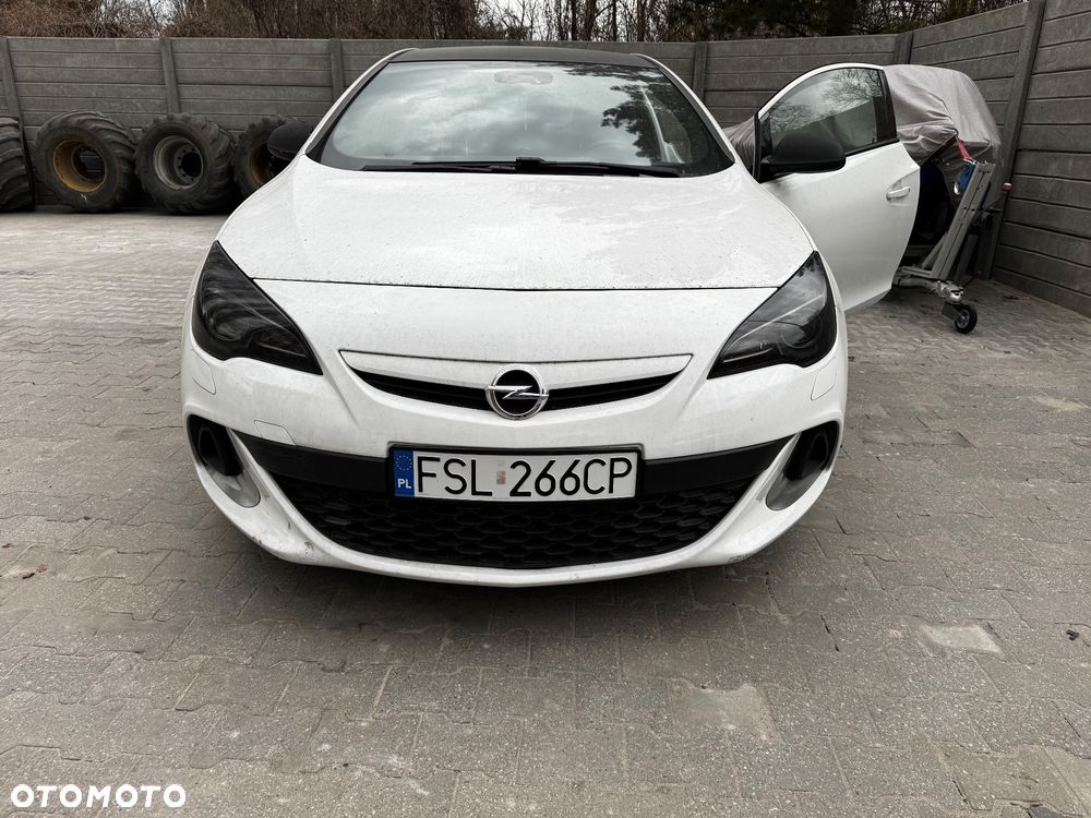 Opel Astra OPC Start/Stop - 1