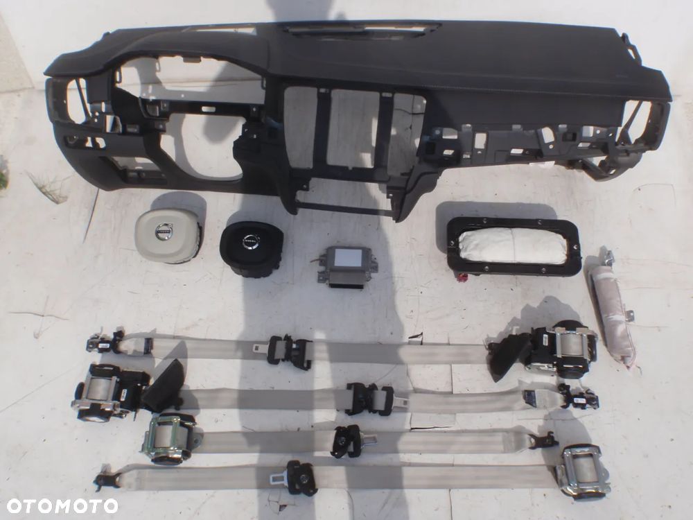 VOLVO V90 S90 DESKA KONSOLA KOKPIT PULPIT PÓŁKA PARAPET SKÓRA PODUSZKI POWIETRZNE KIEROWCY PASAŻERA KOLAN PODUSZKA POWIETRZNA KOLANOWA KURTYNA KURTYNY AIR BAG FOTELA W FOTEL AIRBAG PASY PAS USA  KANADA - 21
