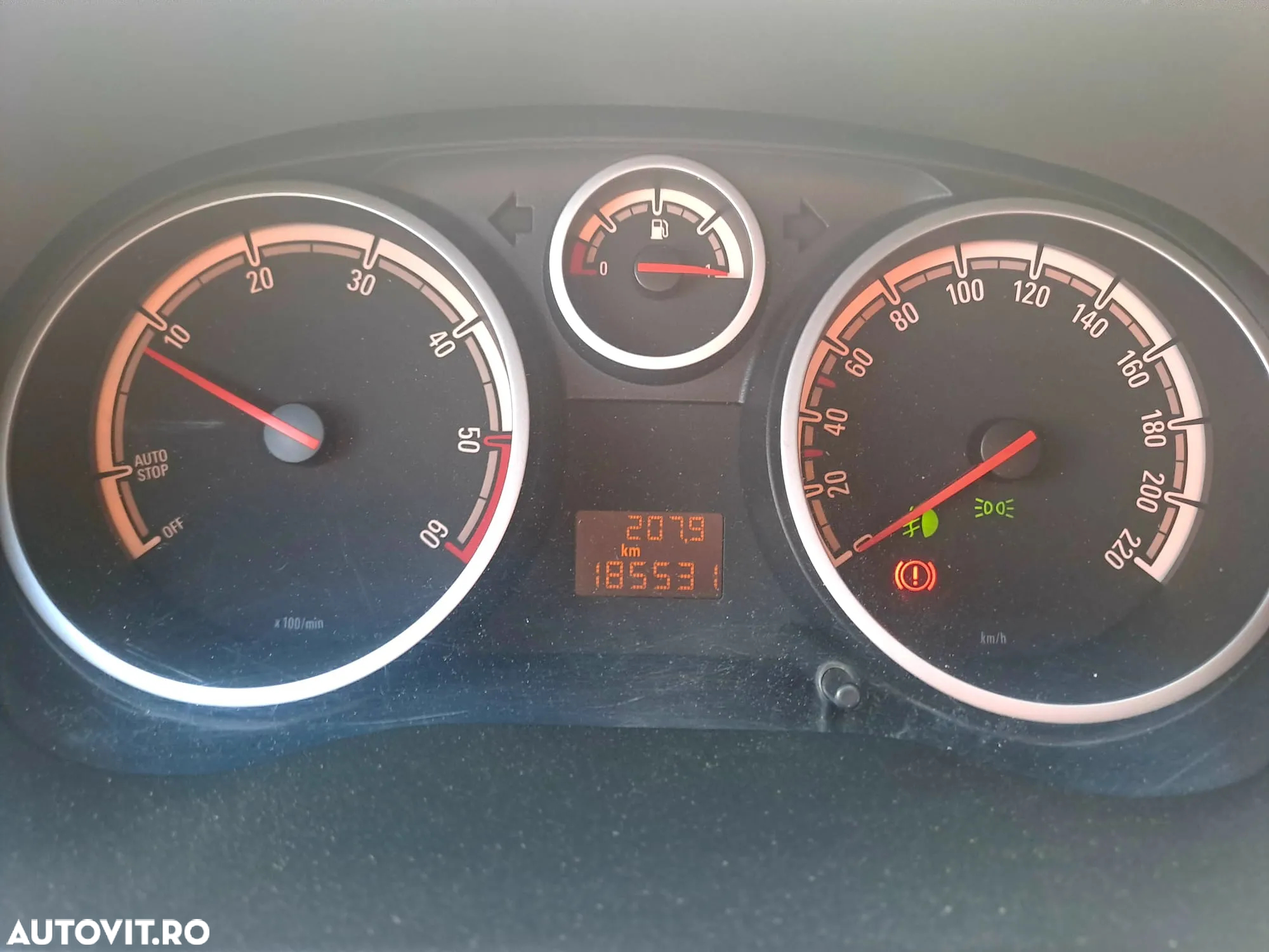 Opel Corsa 1.3 CDTI DPF EcoFLEX Start-Stop Edition - 2