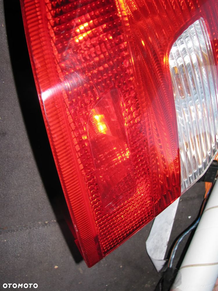 LAMPA LEWY TYŁ SKODA FABIA II 5D HB 5J6945095 EUROPA - 3
