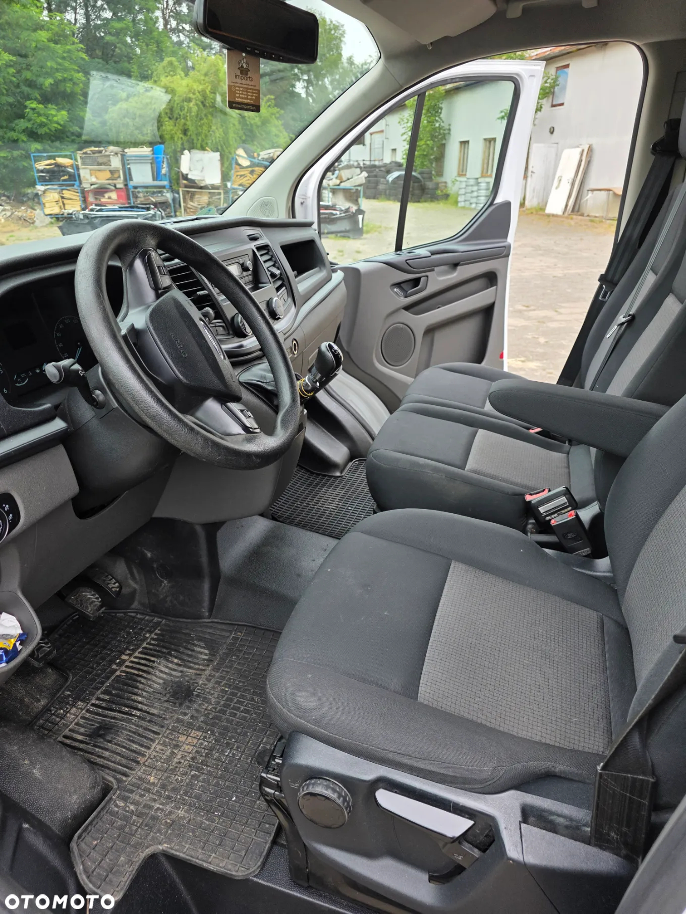 Ford Transit Custom - 13