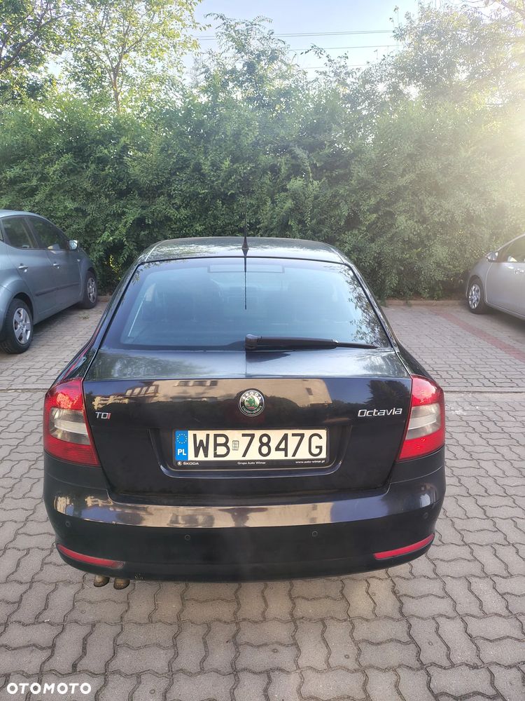 Skoda Octavia 2.0 TDI DPF Ambiente - 4