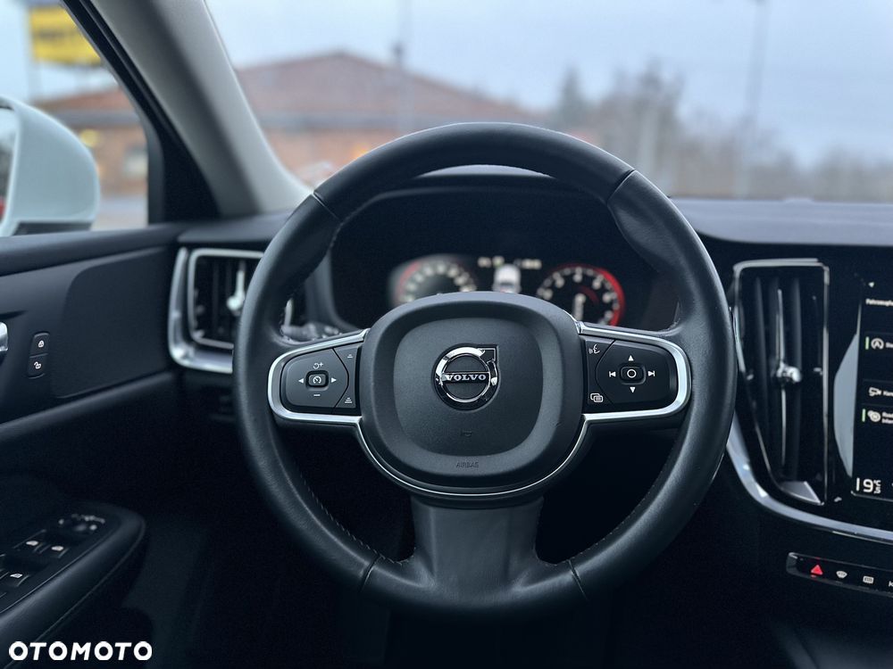 Volvo V60 T4 Geartronic Momentum Pro - 12