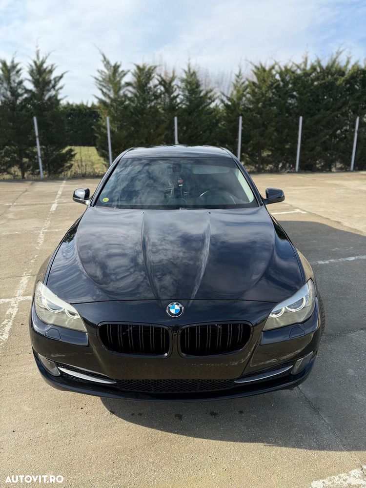 BMW Seria 5 520d Aut. - 11