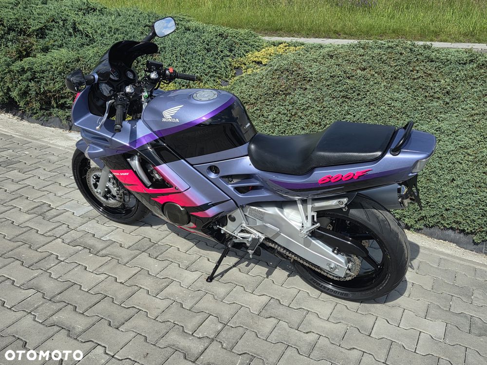 Honda CBR - 7