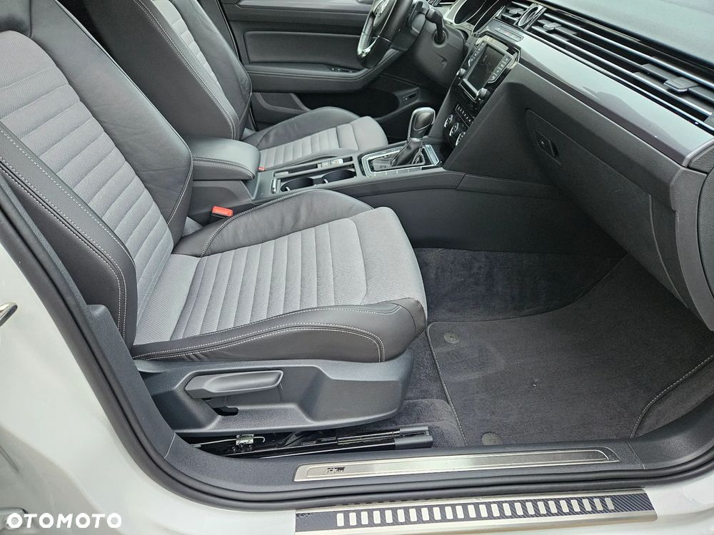 Volkswagen Passat 2.0 TDI BMT Highline DSG7 - 14
