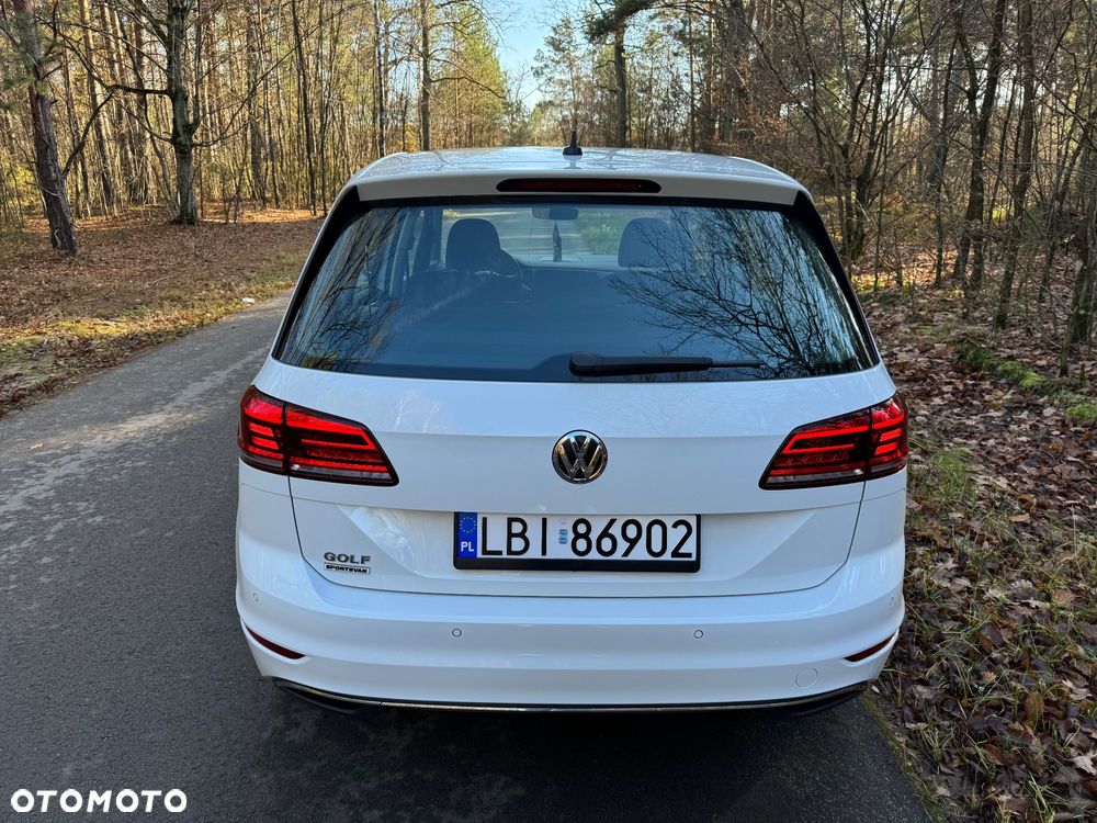 Volkswagen Golf Sportsvan VII SV 1.6 TDI Highline DSG - 8