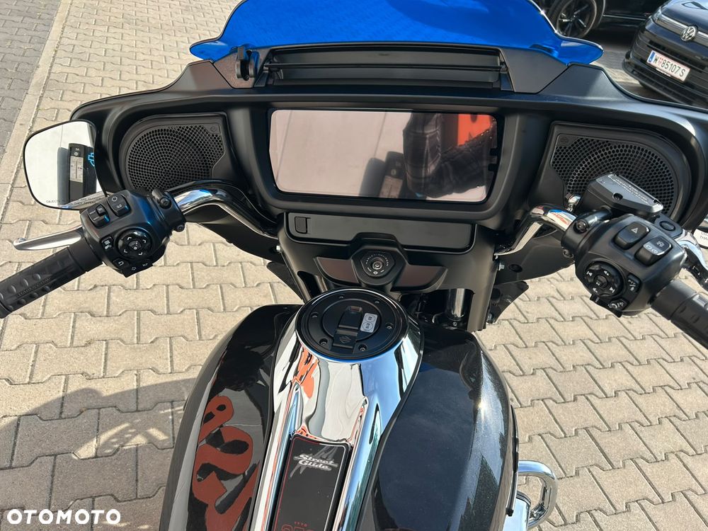 Harley-Davidson Touring Street Glide - 16