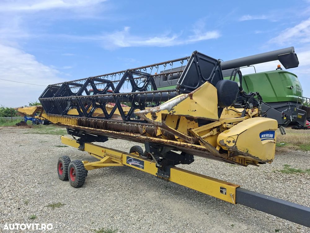 New Holland CX 6.90 ST5 COMBINA AGRICOLA CU HEDER PAIOASE 760CG 6,70M/22FT VF SI CARUCIOR TRANSPORT - 25
