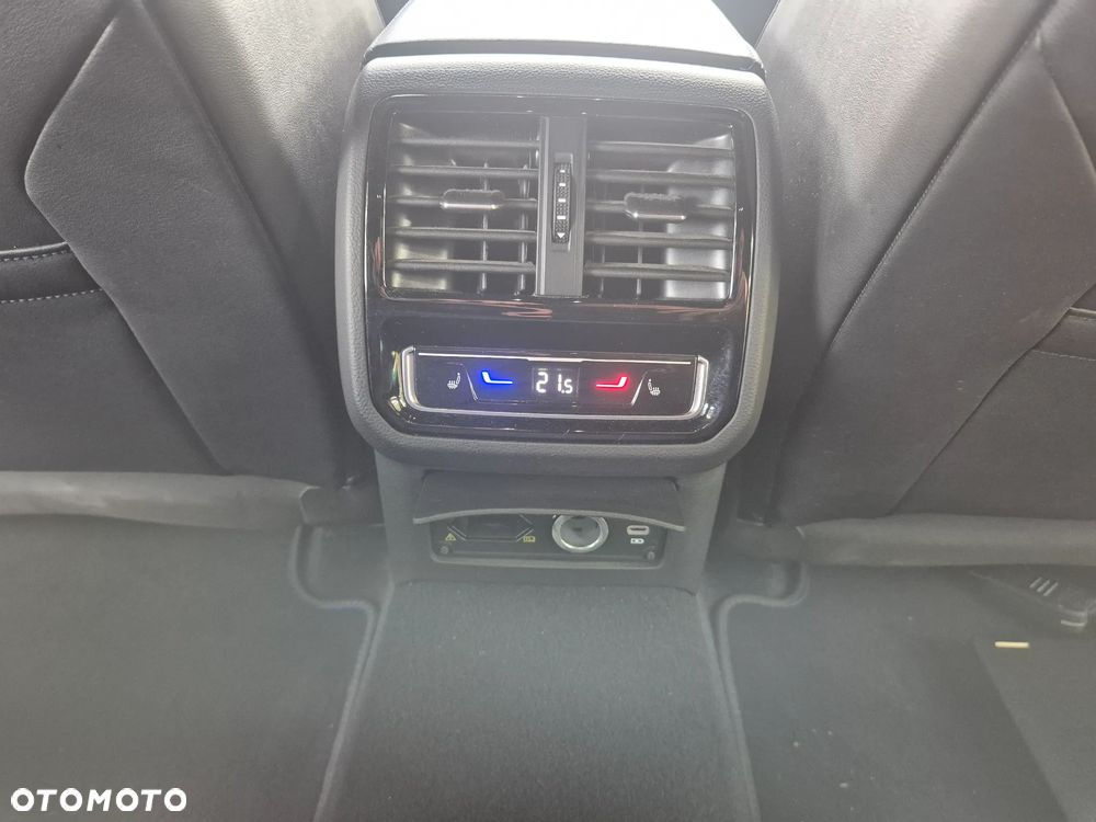 Volkswagen Arteon 2.0 TSI OPF 4Motion DSG R - 10