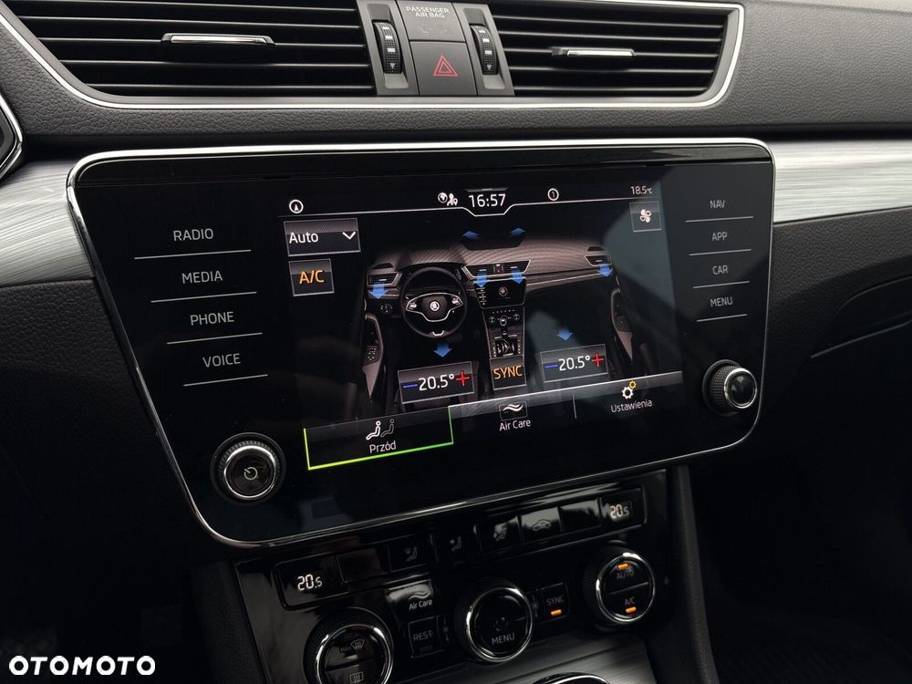 Skoda Superb 1.5 TSI Ambition DSG - 24