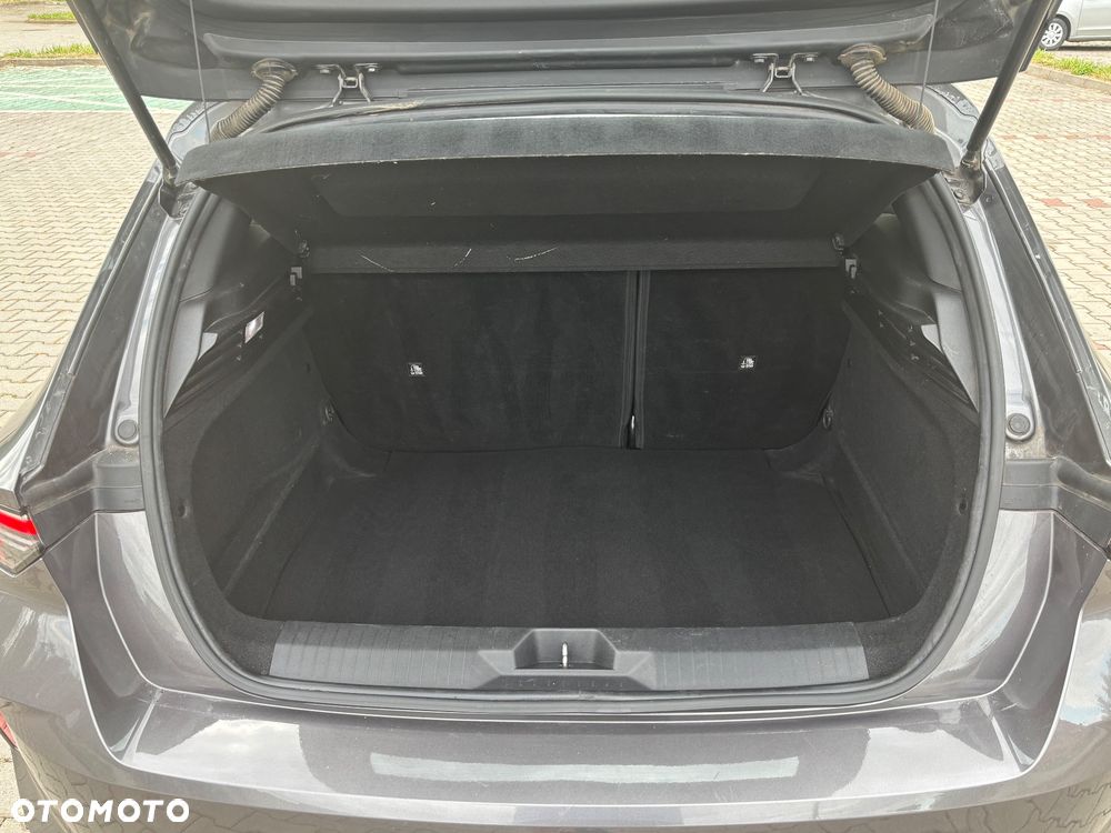 Opel Astra 1.2 T Business Elegance S&S - 15