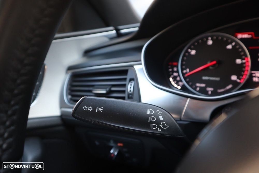 Audi A6 Allroad 3.0 TDi quattro S tronic - 27