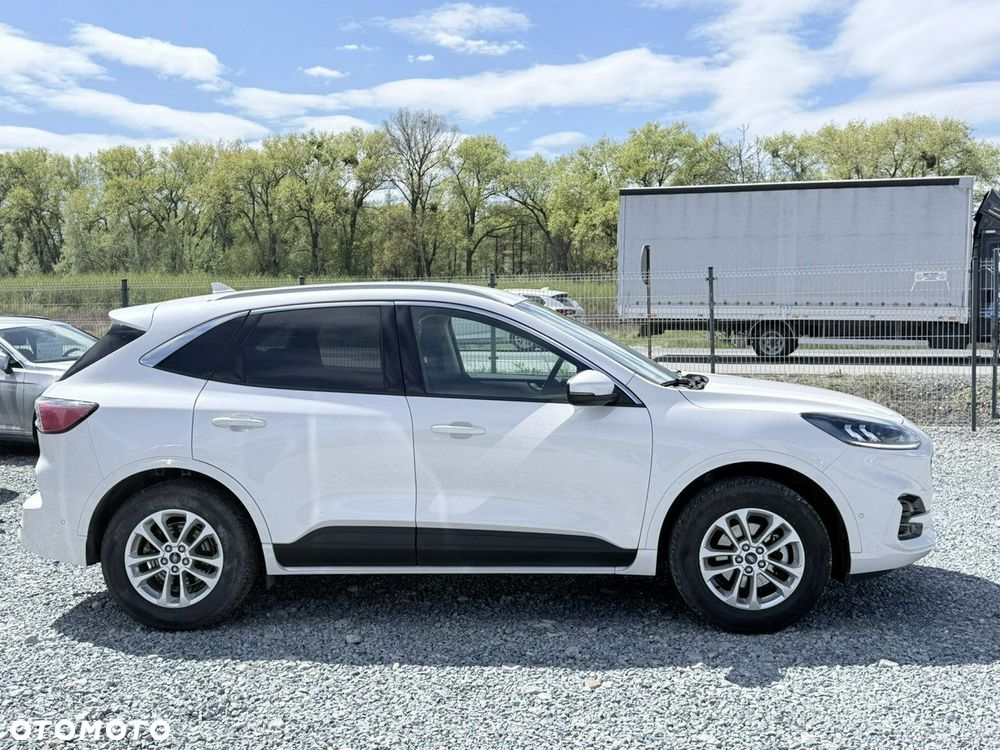 Ford Kuga 2.5 Duratec FHEV TITANIUM - 10