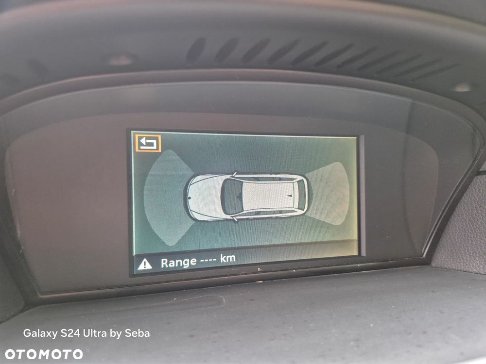 BMW Seria 5 523i - 14