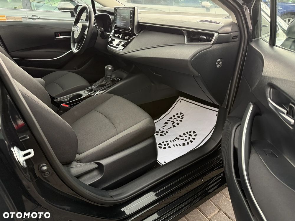 Toyota Corolla 1.8 Hybrid Comfort - 17