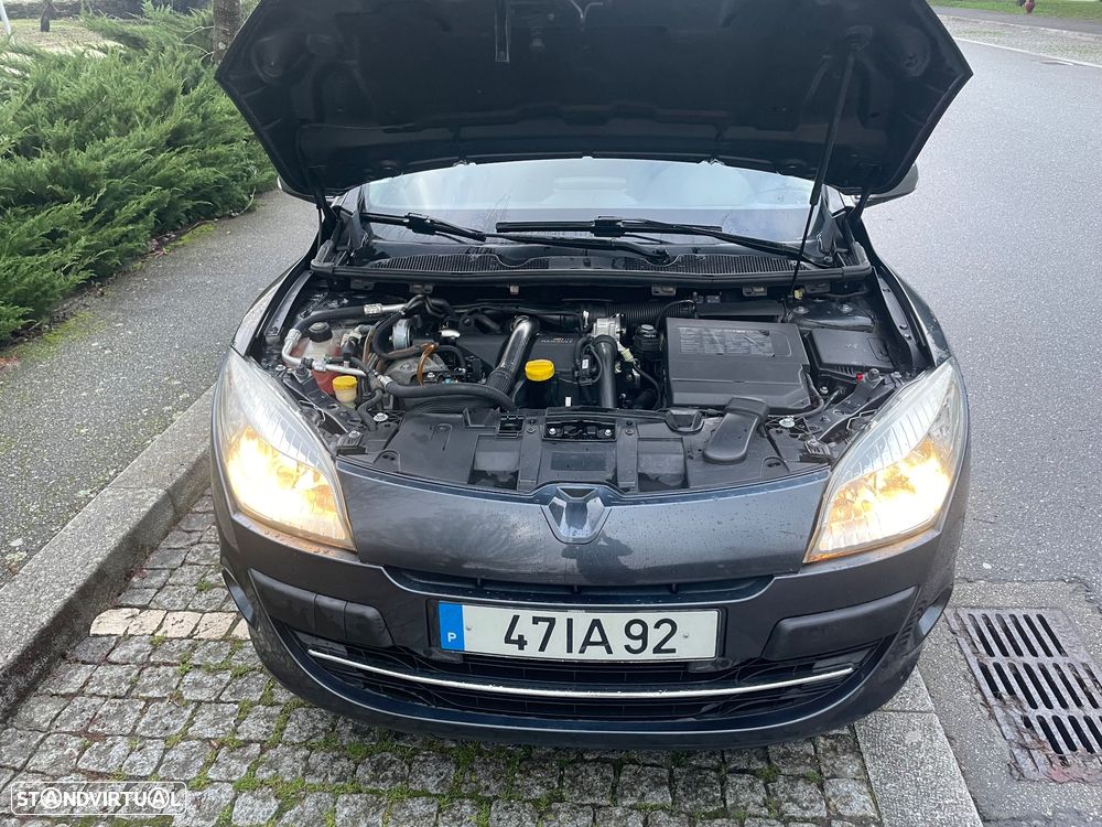 Renault Mégane Sport Tourer - 23