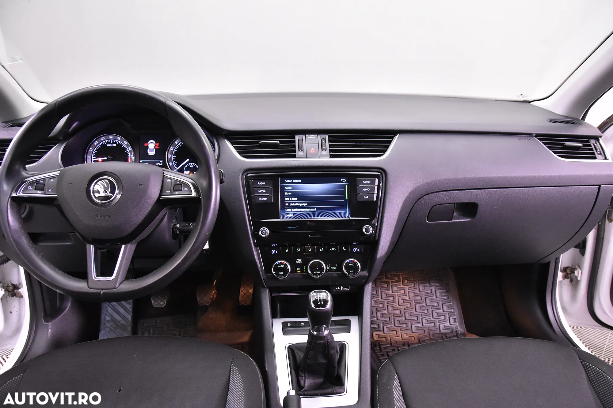 Skoda Octavia - 9