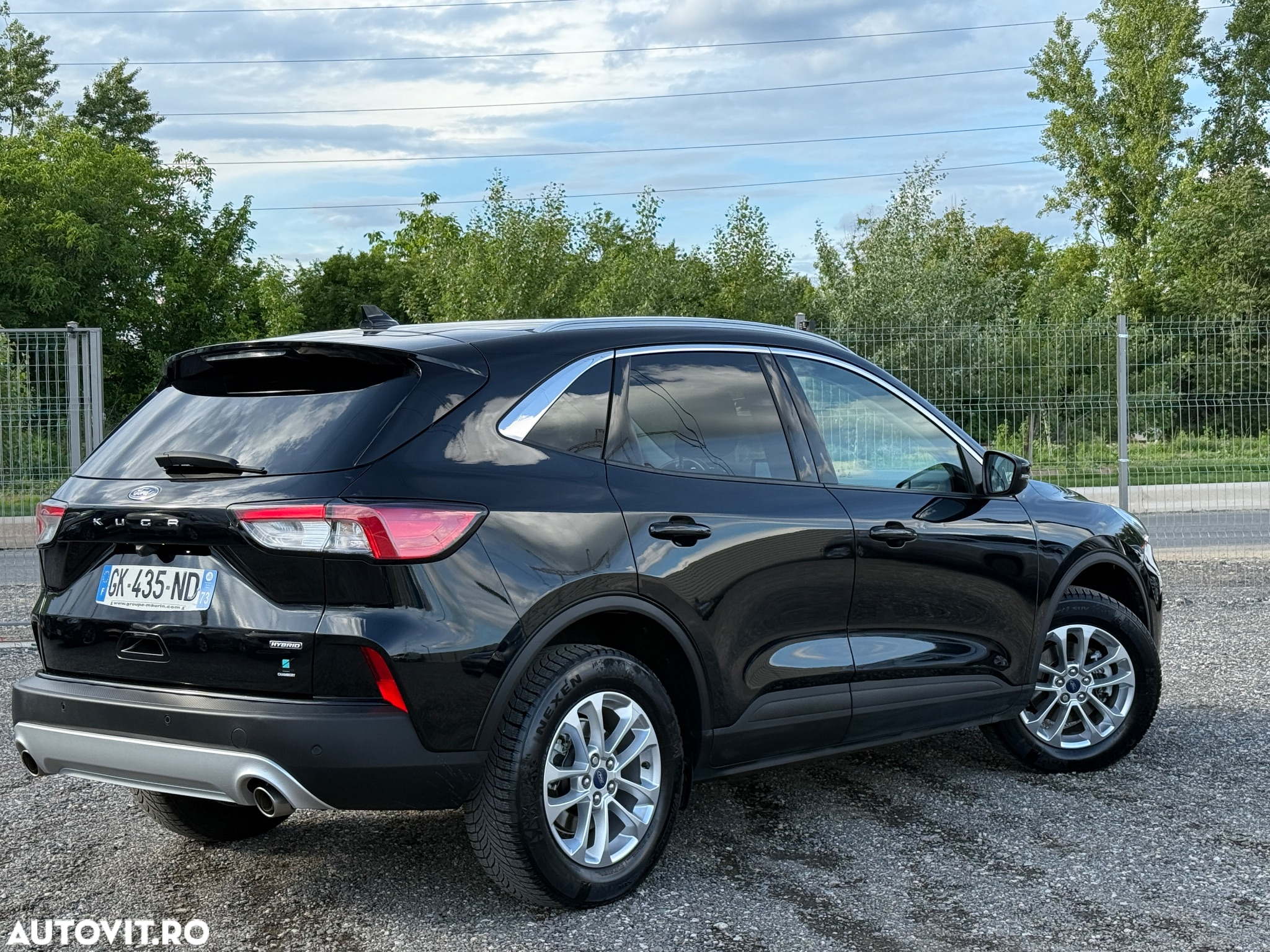 Ford Kuga 2.5 Duratec FWD FHEV Titanium - 3