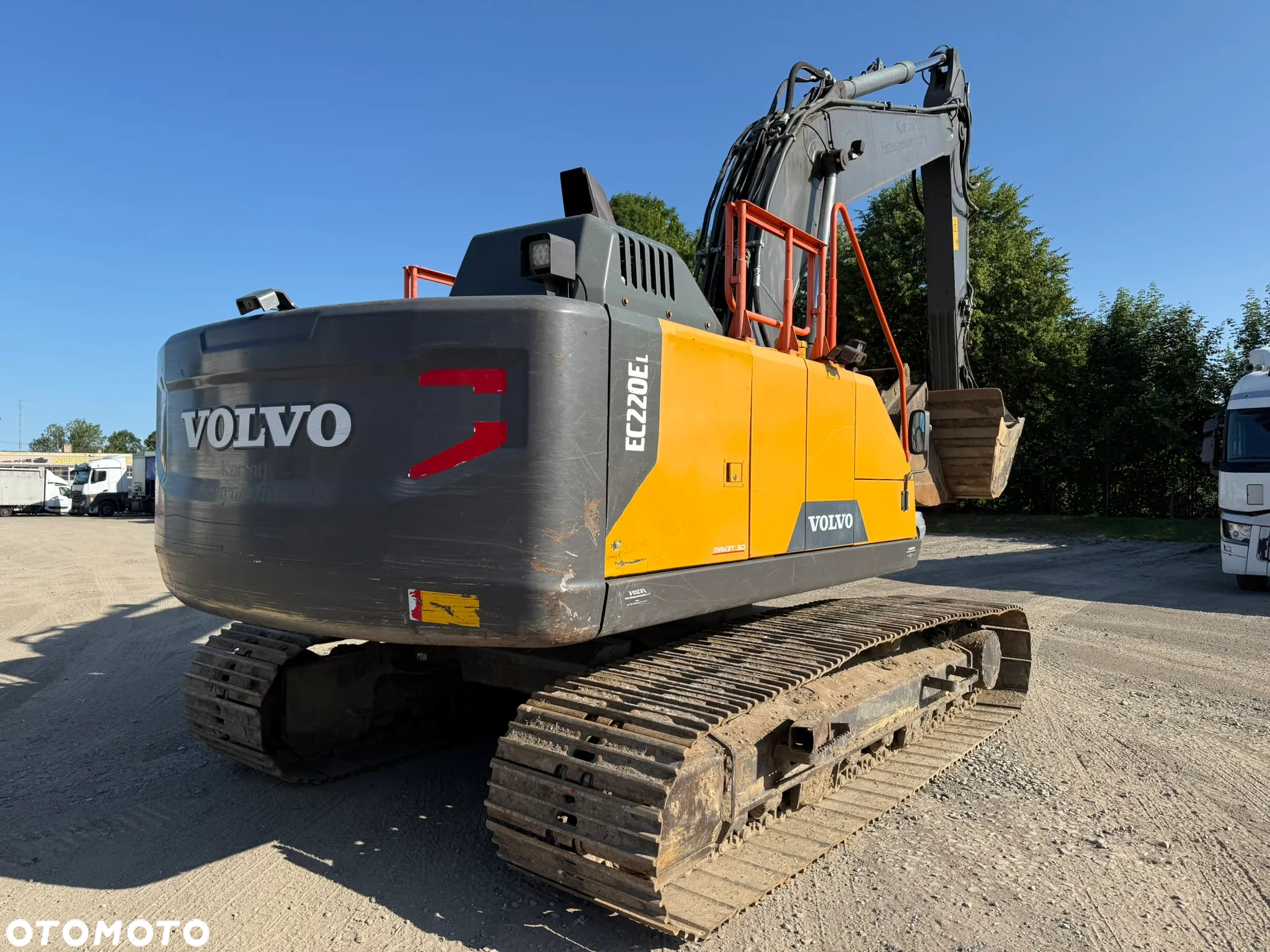 Volvo EC220 EL - 3