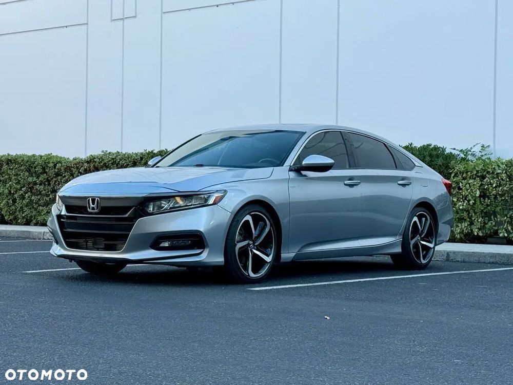 Honda Accord - 1