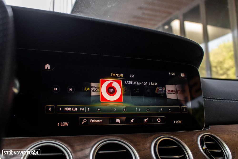 Mercedes-Benz E 300 de 4Matic T 9G-TRONIC Night Edition - 46