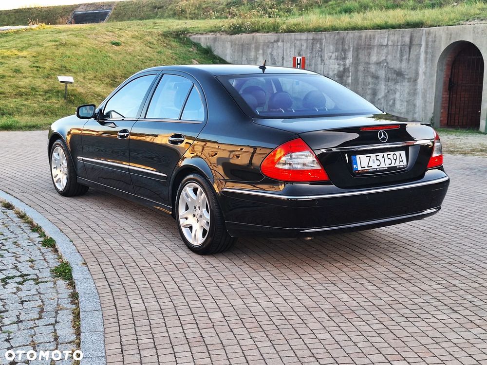 Mercedes-Benz Klasa E 500 Elegance - 19