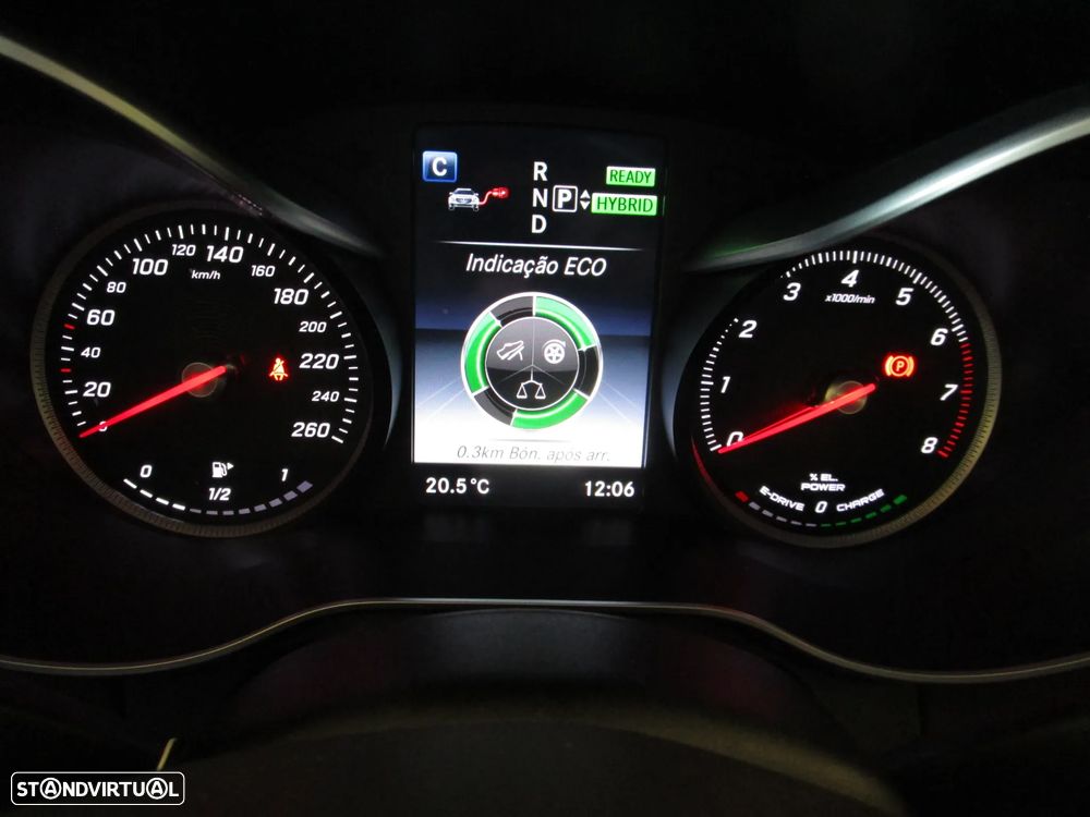 Mercedes-Benz C 350 e T 7G-TRONIC AMG Line - 34