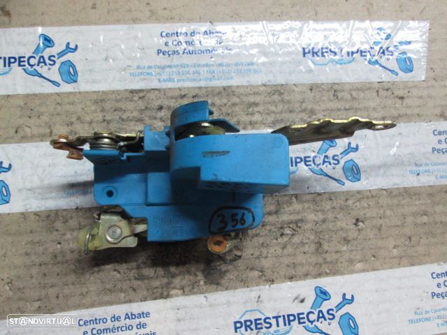 Fecho 4769949 SAAB 93 1999 FD MANUAL - 2