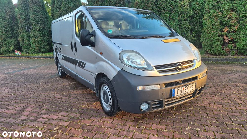 Opel Vivaro - 2