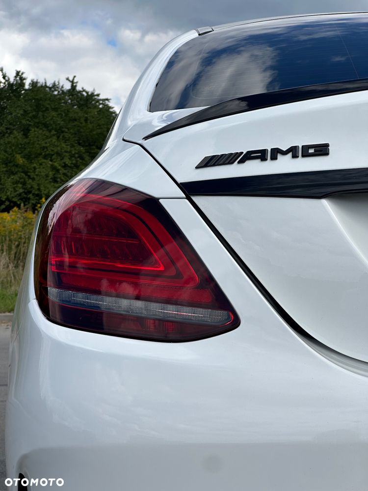 Mercedes-Benz Klasa C AMG 43 4Matic AMG TCT 9G - 34