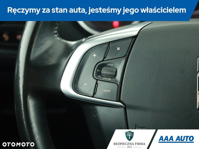 DS Automobiles DS 4 Crossback - 16