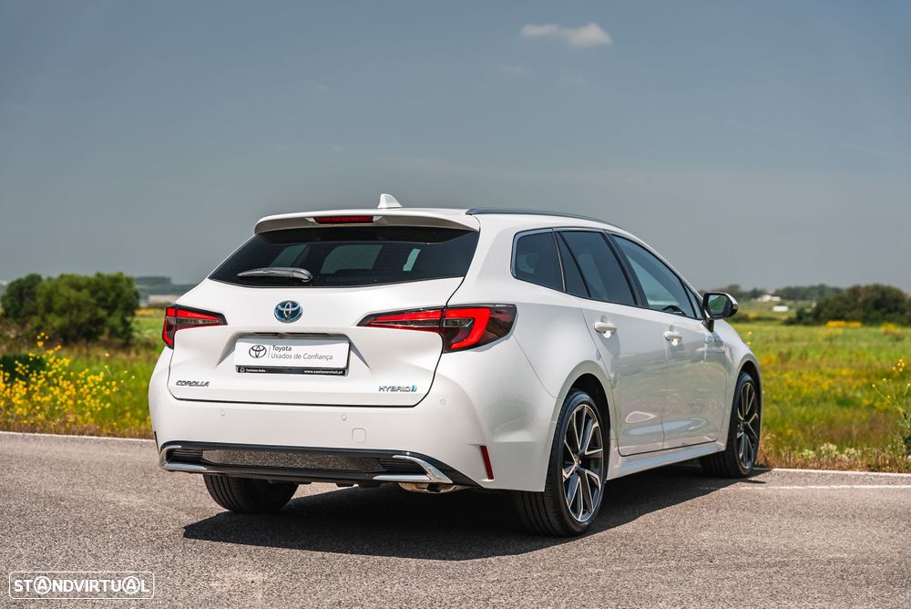 Toyota Corolla Touring Sports - 20