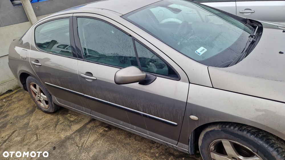 PEUGEOT 407 SEDAN PRAWY PRZÓD KDAC