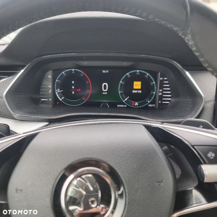 Skoda Octavia 2.0 TDI SCR Style DSG - 9