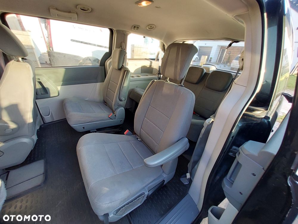 Chrysler Grand Voyager - 3