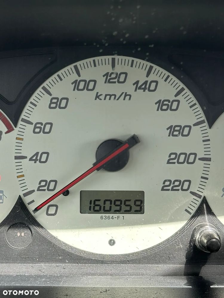 Honda Civic 1.6i ES - 18