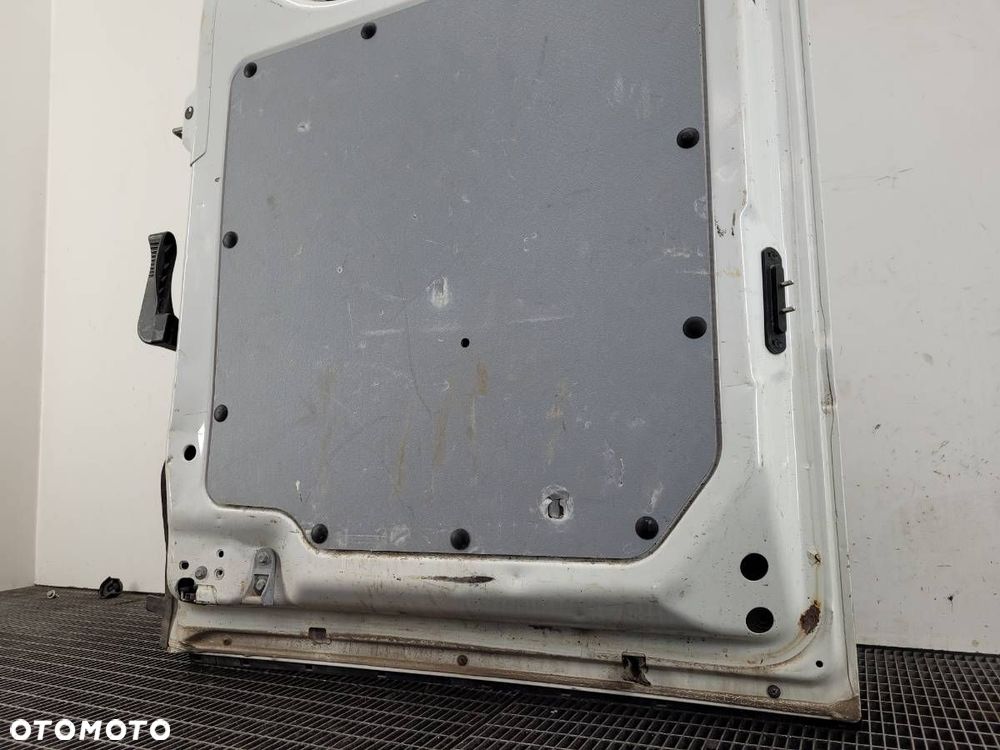 DRZWI TYLNE LEWE IVECO DAILY VI KOMPLETNE L2H3 - 14