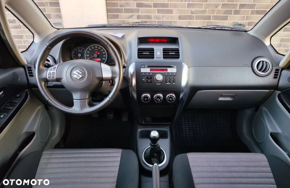 Suzuki SX4 1.6 VVT 4x4 Comfort - 5