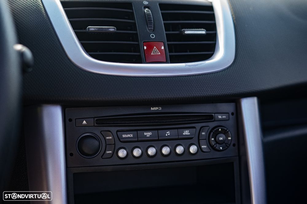 Peugeot 207 CC 1.6 HDi FAP - 18