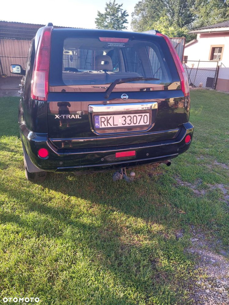 Nissan X-Trail - 2