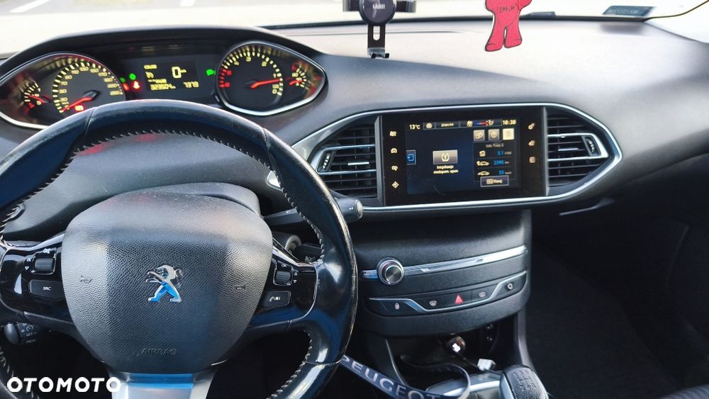 Peugeot 308 - 6