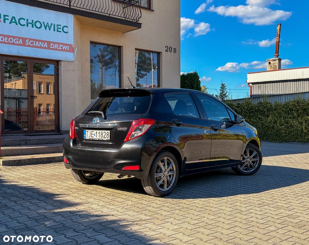 Toyota Yaris - 5