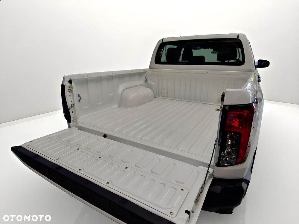 Toyota Hilux 2.8 D-4D mHEV Double Cab Live 4x4 - 8