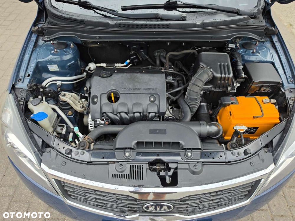 Kia Ceed - 27