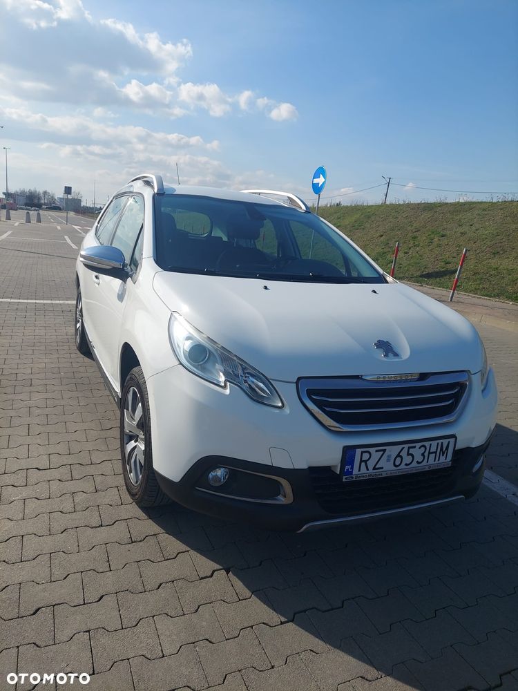 Peugeot 2008 PureTech 82 ETG5 STOP&START Allure - 13